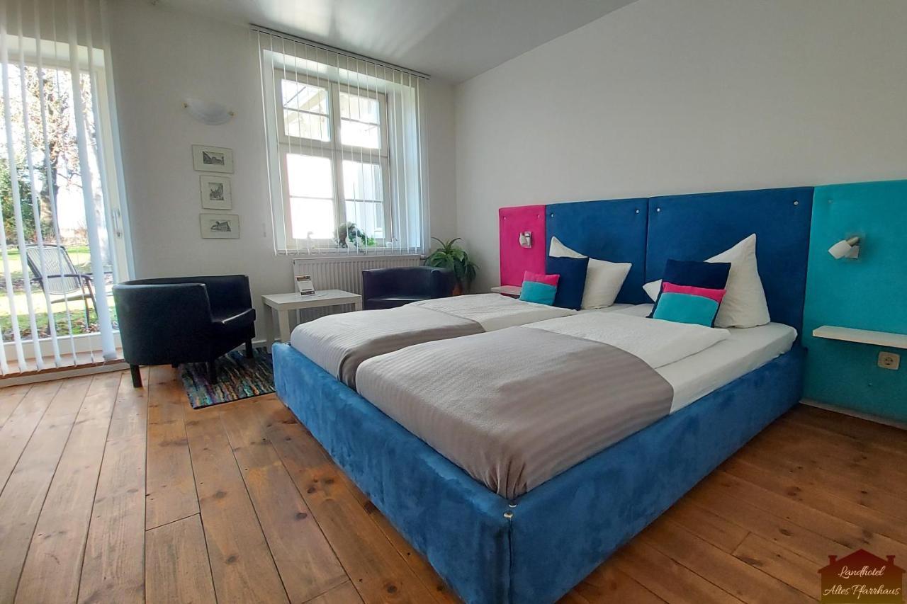 Hotelpension Pfarrhaus Алт Шверин Екстериор снимка