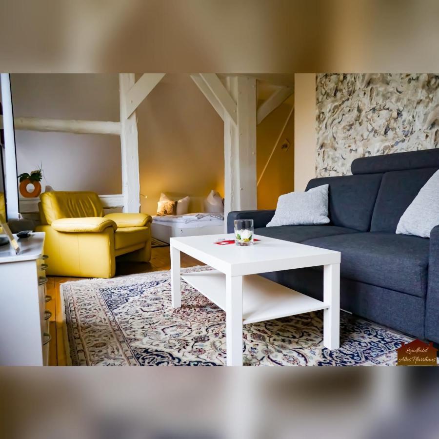 Hotelpension Pfarrhaus Алт Шверин Екстериор снимка